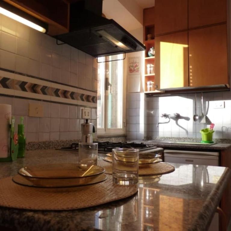 View of the Rooftops of Trastevere - Appartamento con 1 Camera da Letto - 13