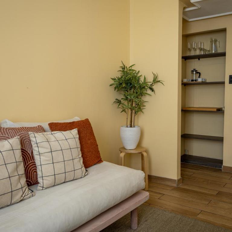 Apart Hotel Dresden - Two-Bedroom Studio Apartment - 12