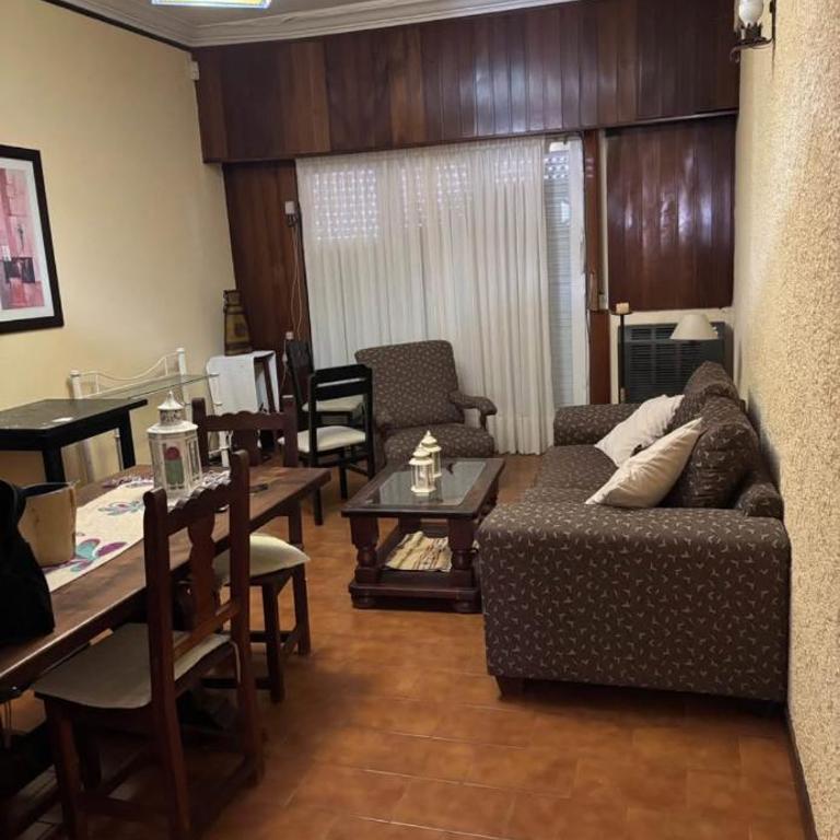 Amplio departamento 4 ambientes miramar - Apartamento de 3 dormitorios - 3