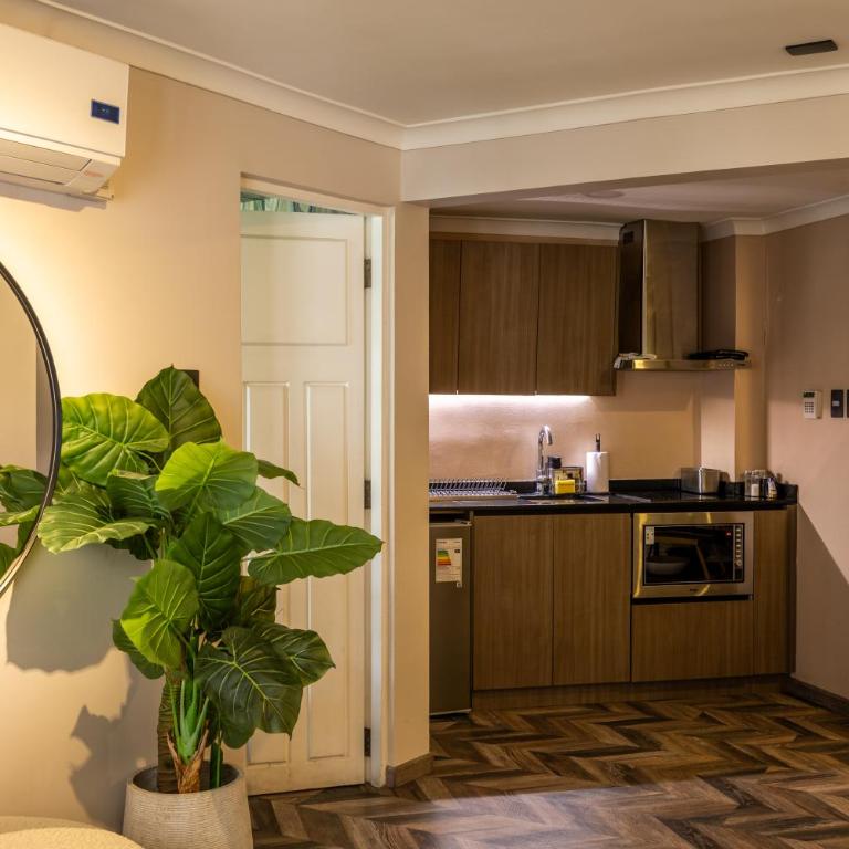 Apart Hotel Dresden - Two-Bedroom Standard Apartment - 9