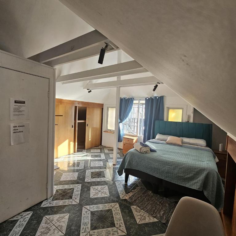Hostal Gloria Home 6 Norte 983 - Family Room with Private Bathroom - 3