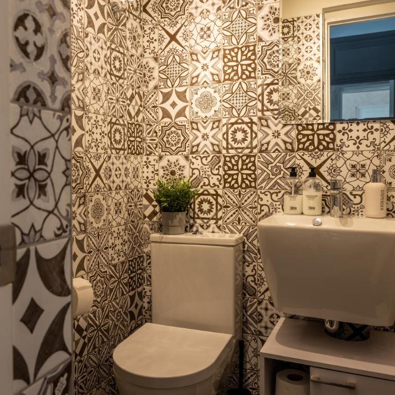 Apart Hotel Dresden - Two-Bedroom Deluxe Apartment - 6