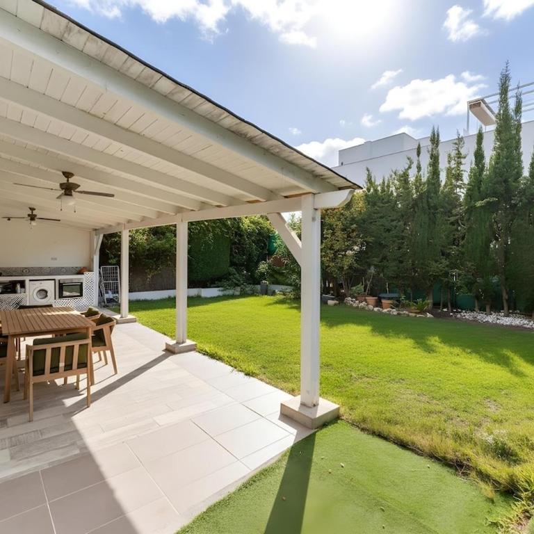 Exclusive Ground Floor with Large Garden in Puerto Banús - Apartamento de 3 dormitorios - 3