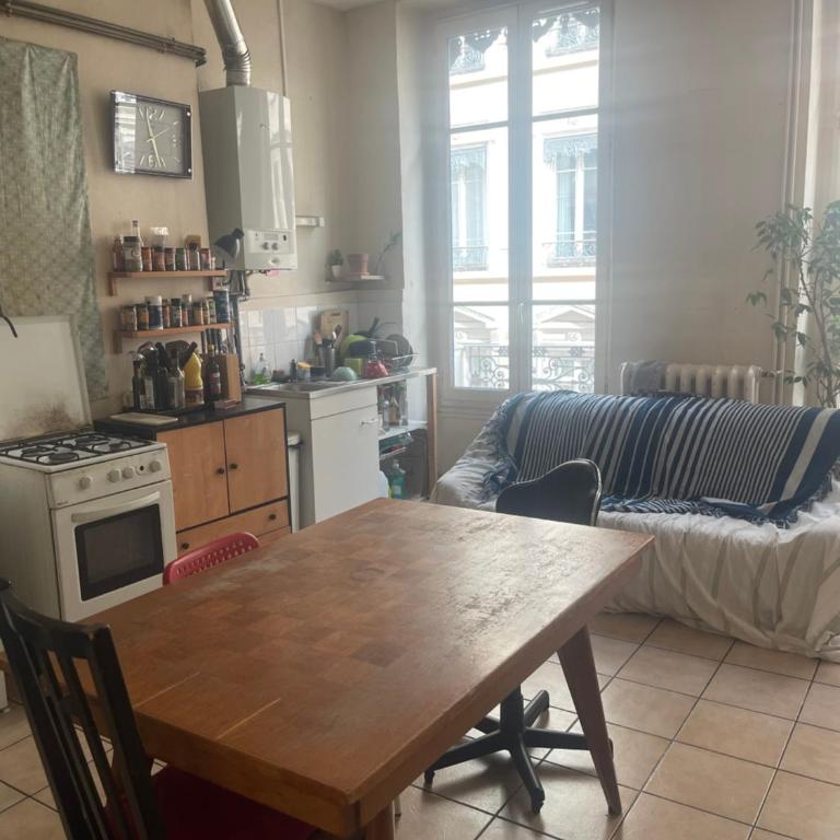 Chambre privé dans colocation - Appartement 1 Chambre - 1