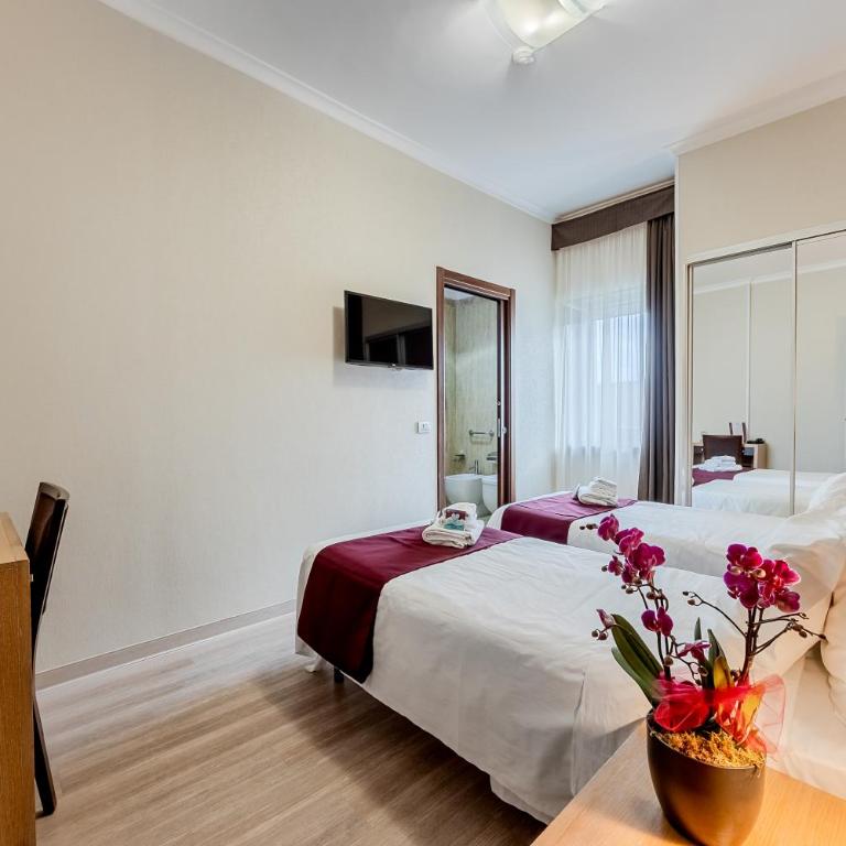 EH Rome Airport Euro House Hotels - Camera Doppia con Letti Singoli - 7