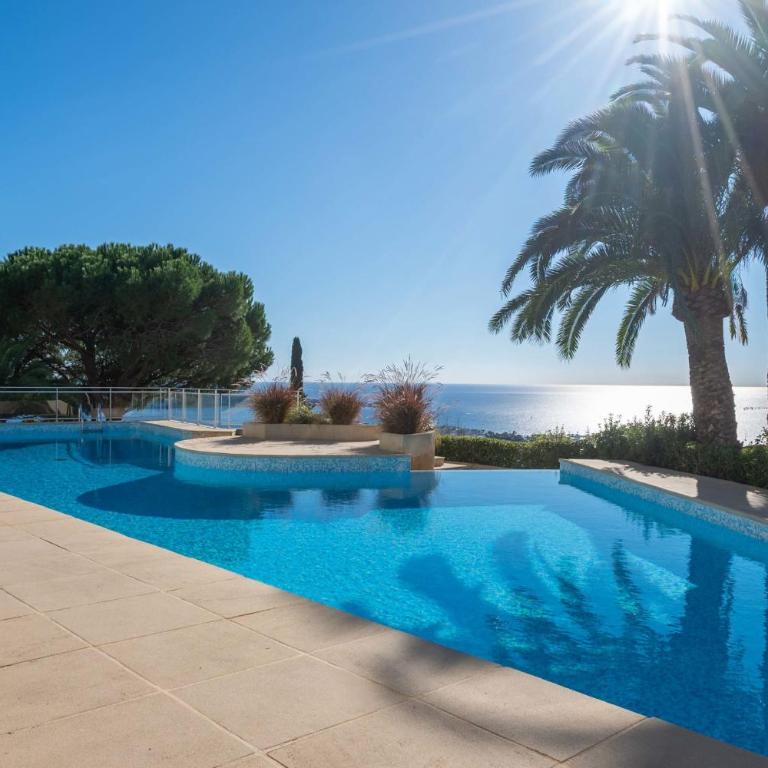 2-Br Panoramic Views Top Floor Cannes - Appartement - 3