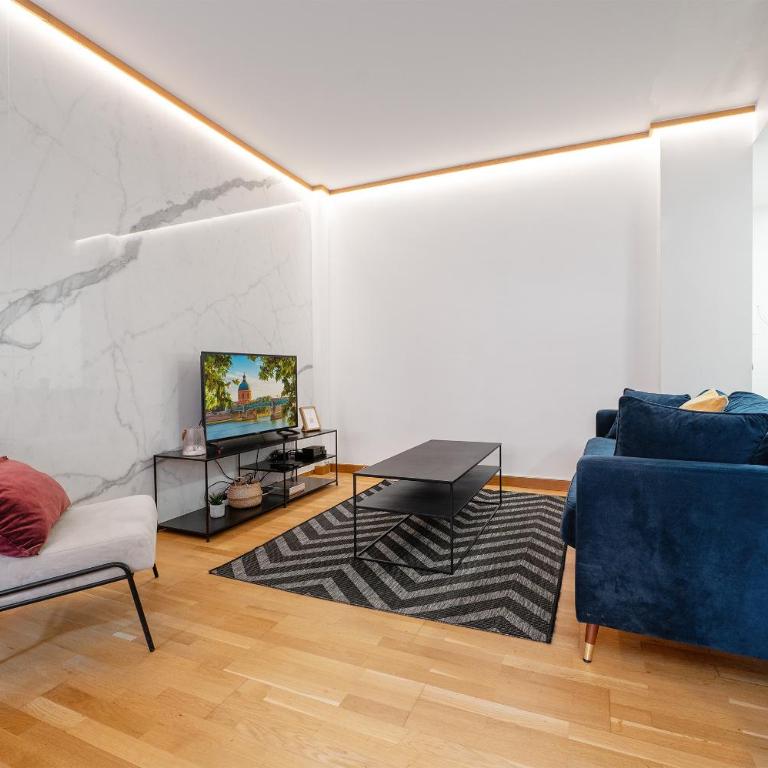 Elégant Apartment pour 2 - Centre ville Toulouse - Parking Privé - 5 min Métro & Gare Matabiau - One-Bedroom Apartment - 22