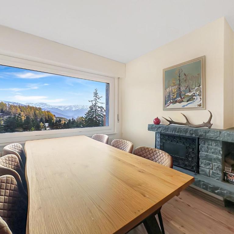 Alpine Vista - Next to the Cable car - Swiss Alps - Appartement avec Vue sur la Montagne - 1