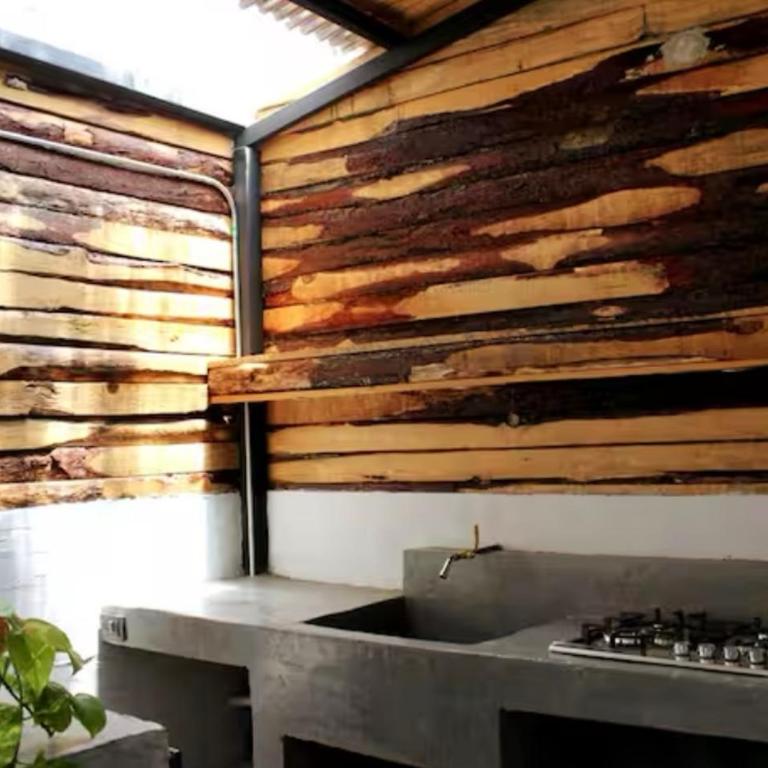 Luminoso exuberante y hermoso refugio - Apartamento de 1 dormitorio - 42