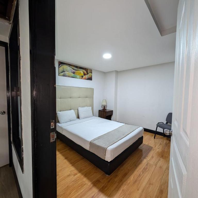 TOWER - Embajada Americana - Double Room - 3