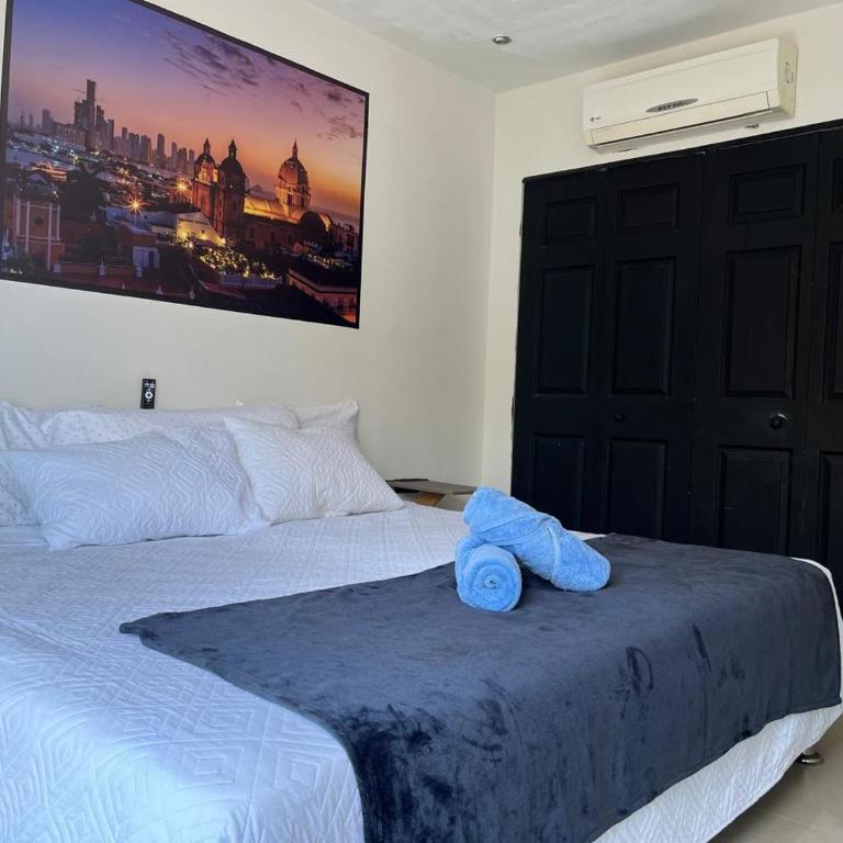 Sunshine 503 Beautiful SeaView 2Beds2bath w AC front Beach - Two-Bedroom Apartment - 31