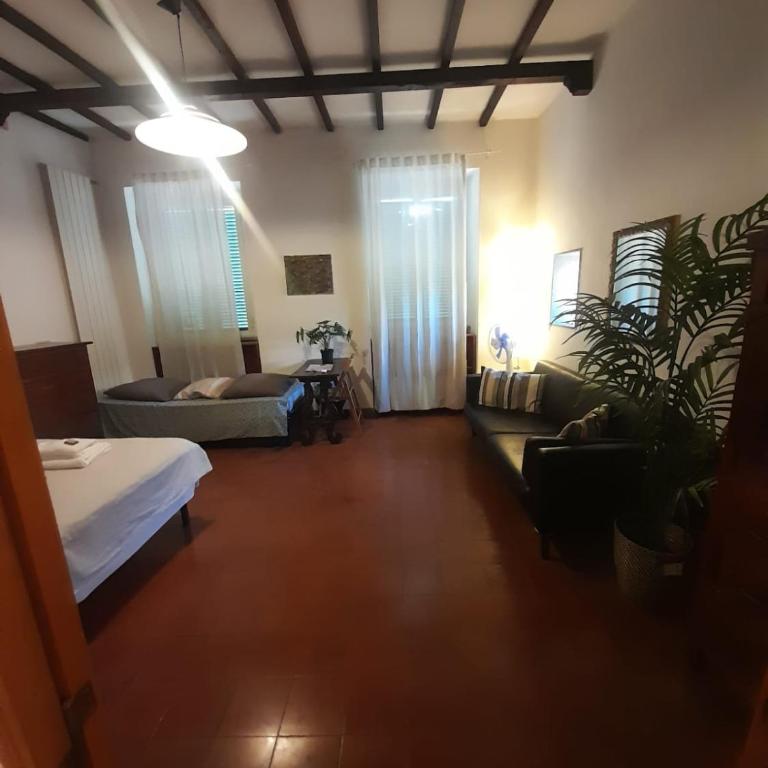 View of the Rooftops of Trastevere - Appartamento con 1 Camera da Letto - 14