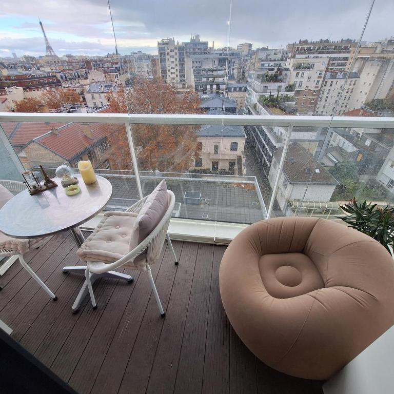 Vue exceptionnelle sur la tour Eiffel - Appartement 1 Chambre - 13