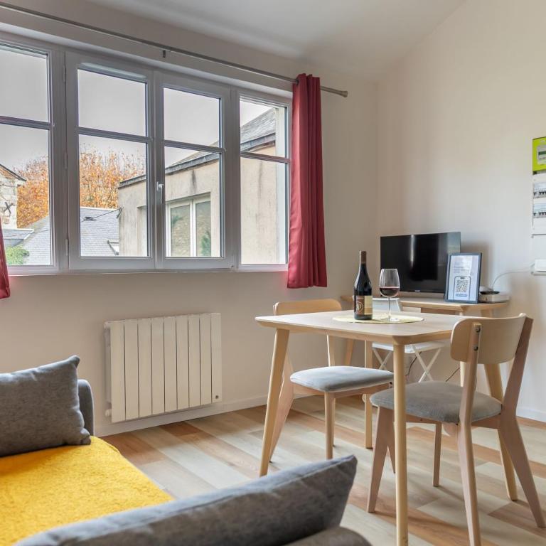 Confort Modernité Centre Ville Parking Gratuit - Apartment mit 1 Schlafzimmer - 11