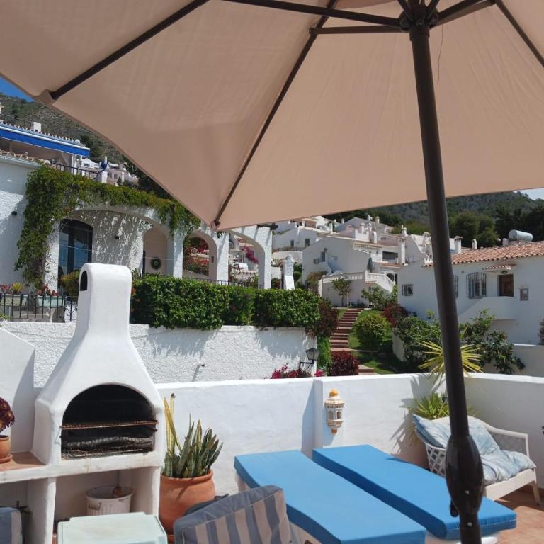 Two Bedroom with Large Terrace and Views in Capistrano, Nerja - Apartamento de 2 dormitorios - 11
