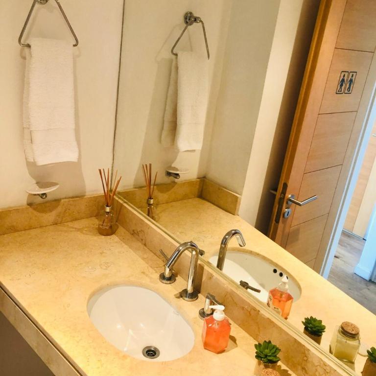 Fantástico depto con vistas al Río - One-Bedroom Apartment - 32