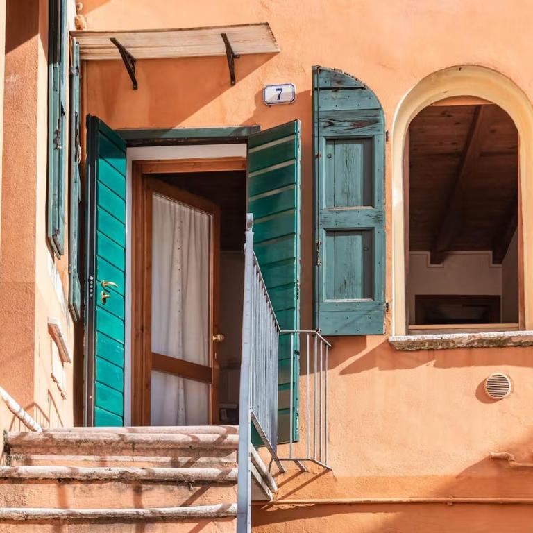 Verona Center - 5' to Arena & Piazza Delle Erbe - Wifi - One-Bedroom Apartment with City View - 9