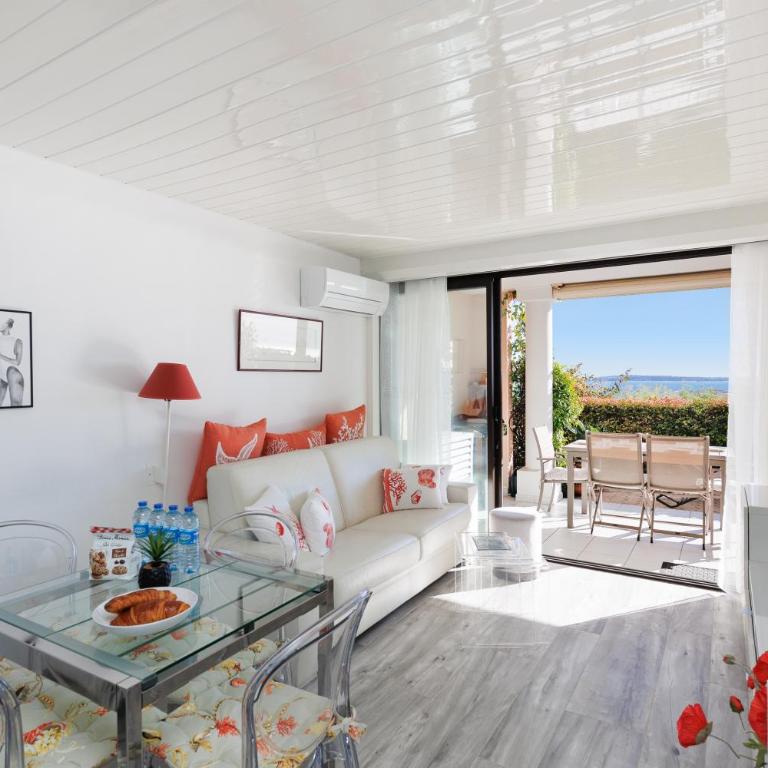 Vue Mer avec Grande Terrasse - Cannes - Appartement 2 Chambres - 1
