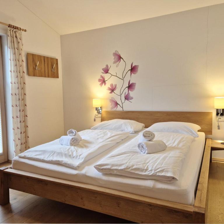 Chalet Noriker - Four-Bedroom Vacation Home - 2