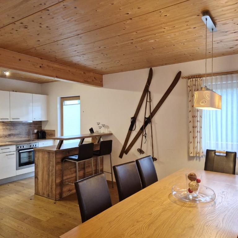 Chalet Noriker - Four-Bedroom Vacation Home - 8