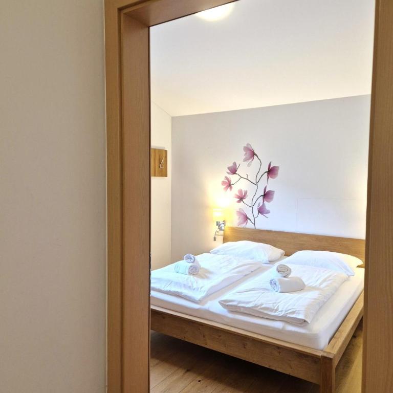 Chalet Noriker - Four-Bedroom Vacation Home - 39