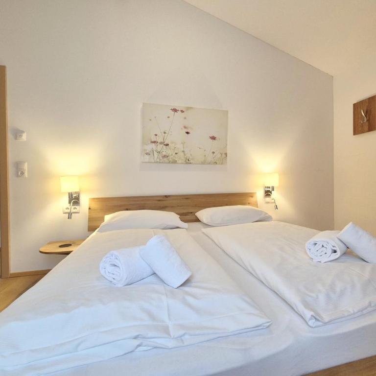 Chalet Noriker - Four-Bedroom Vacation Home - 42