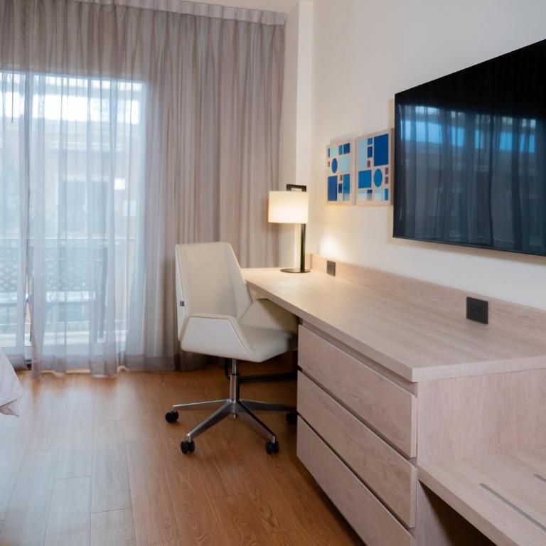 Holiday Inn Express - Monterrey - Tecnologico by IHG - Habitación Estándar - Cama extragrande - 5