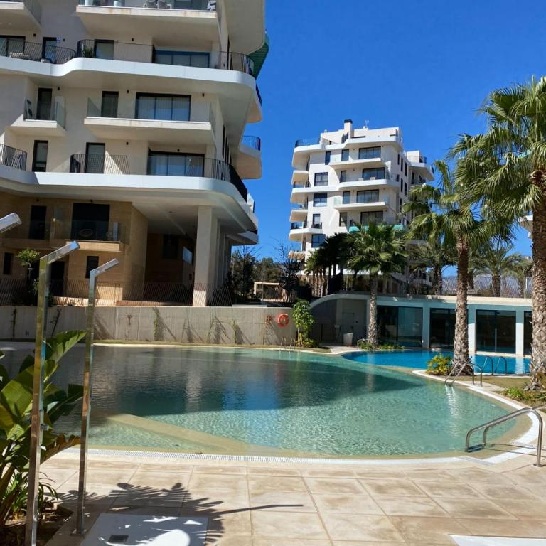 Beachfront Penthouse! - Three-Bedroom Apartment - 27