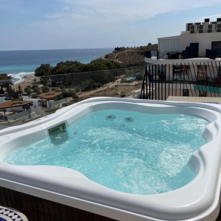 Beachfront Penthouse! - Three-Bedroom Apartment - 25