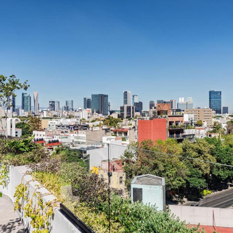 Rooftop Terrace with Skyline Views - Apartment - 37