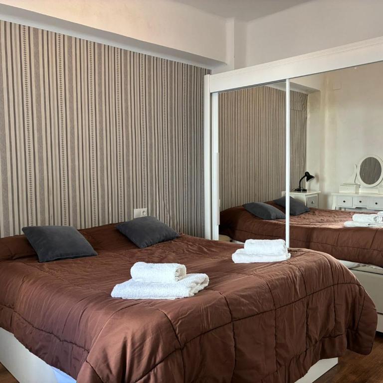 La buena estrella del Albaicin - Three-Bedroom Townhouse - 22