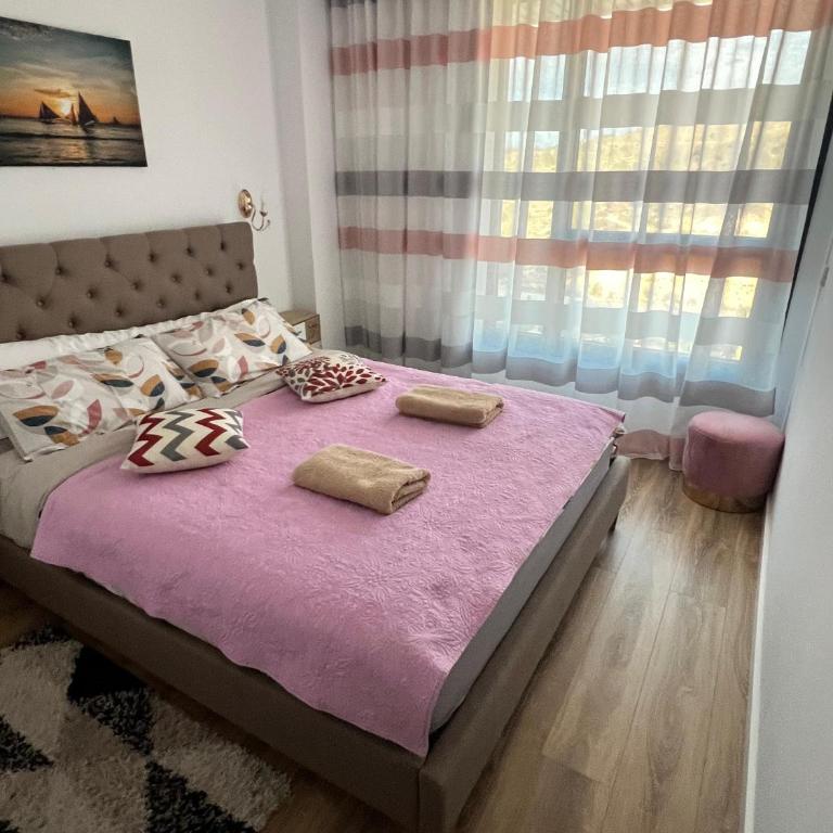 Beachfront Penthouse! - Three-Bedroom Apartment - 20