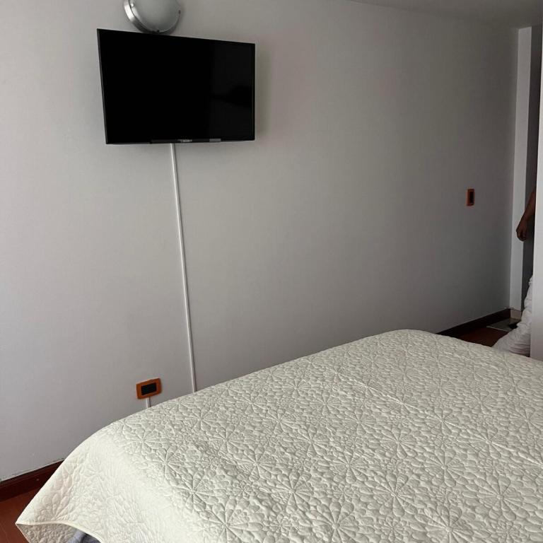 Apartamento Completo Sector Exclusivo De Zipaquirá - Apartamento de 3 dormitorios - 3