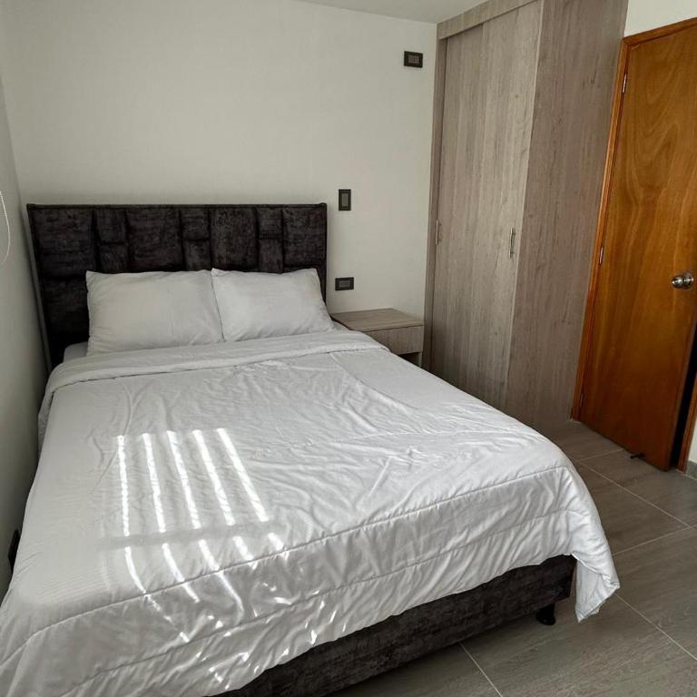 Yellow House - Habitación Doble Estándar - 4