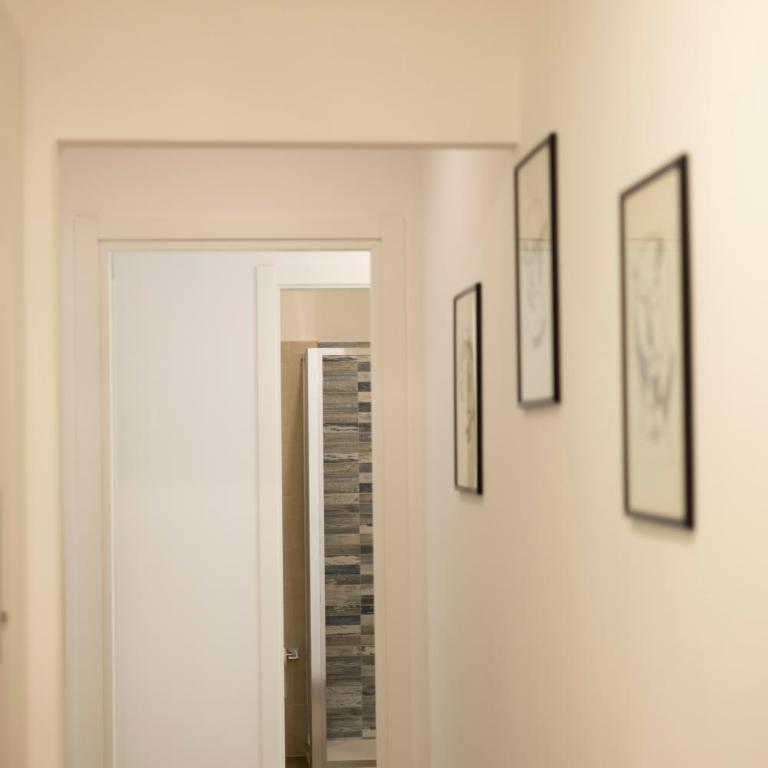 Hello Claudia Guest House Roma Centro - Camera Matrimoniale con Bagno Privato - 23