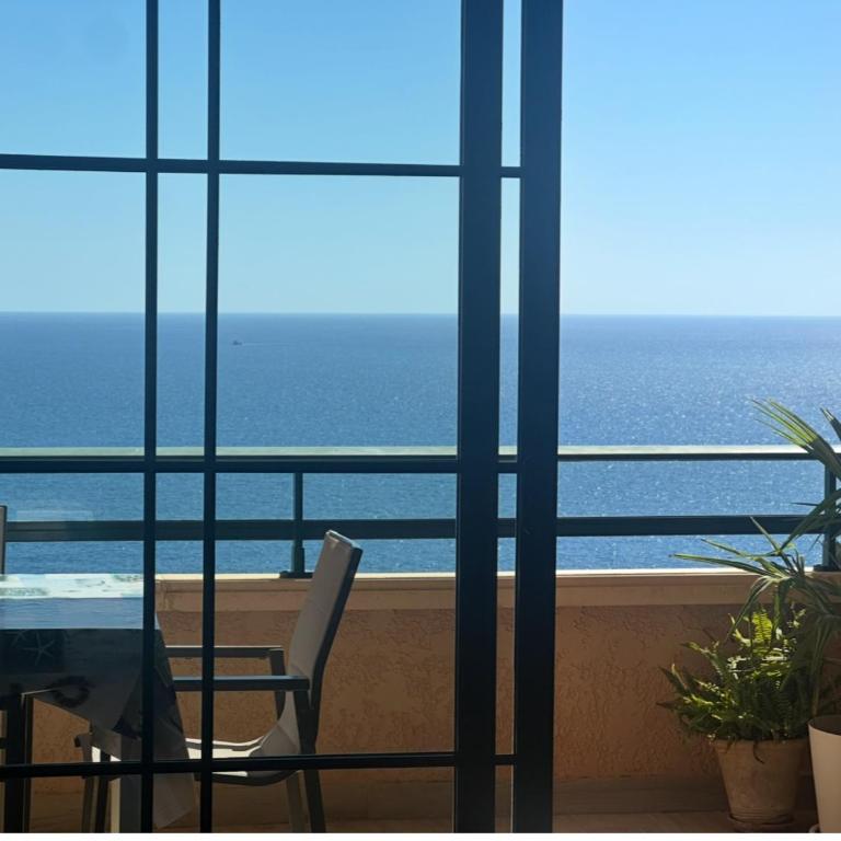 Apartamento con terraza y vistas al mar en Altea Mascarat Piscina, parking y cerca de la playa - Apartamento de 2 dormitorios - 5