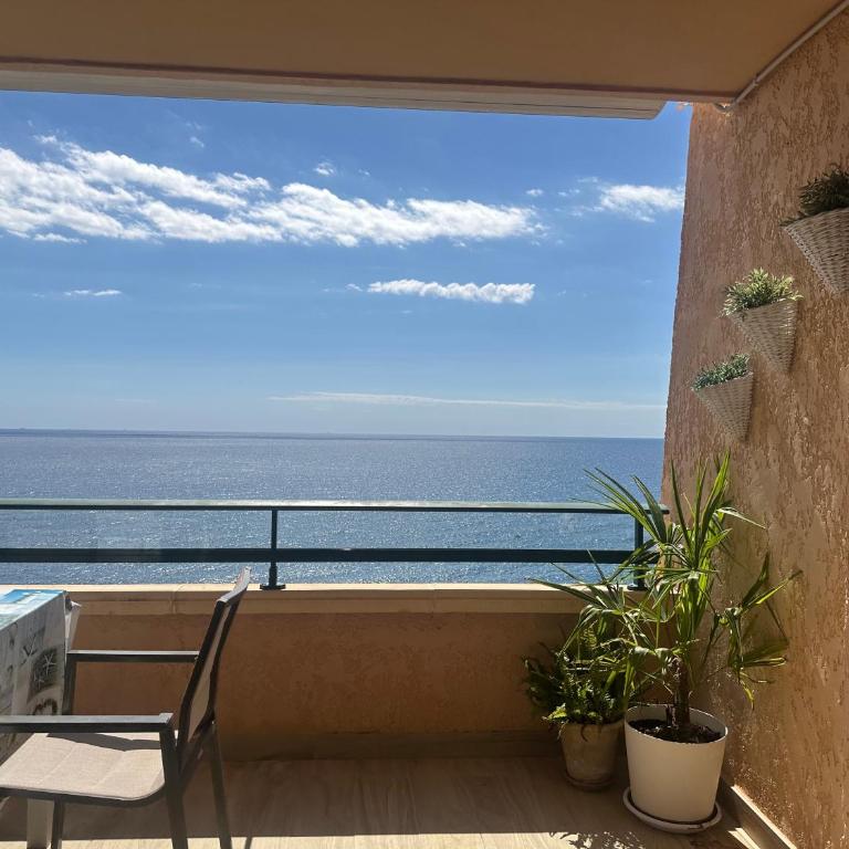 Apartamento con terraza y vistas al mar en Altea Mascarat Piscina, parking y cerca de la playa - Apartamento de 2 dormitorios - 10