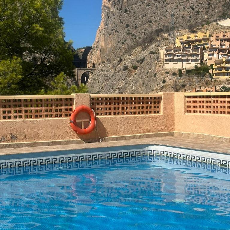 Apartamento con terraza y vistas al mar en Altea Mascarat Piscina, parking y cerca de la playa - Apartamento de 2 dormitorios - 9