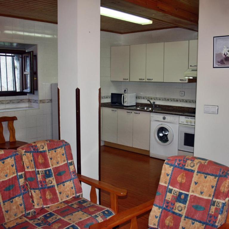 Apartamentos El Cuetu - One-Bedroom Apartment - 4