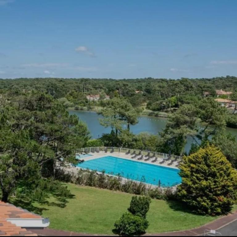 Sea & Golf, Pool and Zen Apartment in Chiberta - One-Bedroom Apartment - 1