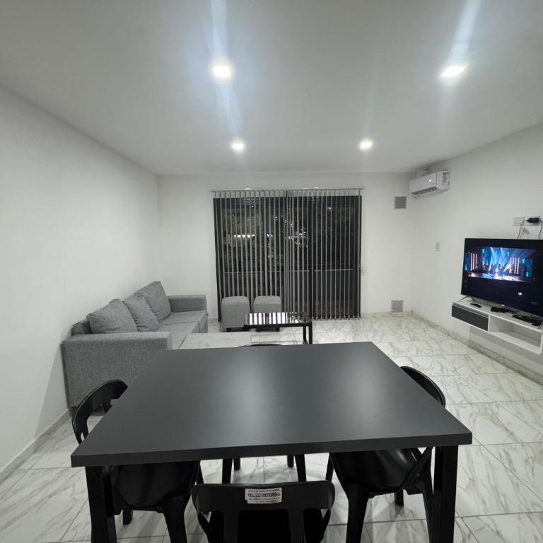 La Roca - Two-Bedroom Apartment - 4