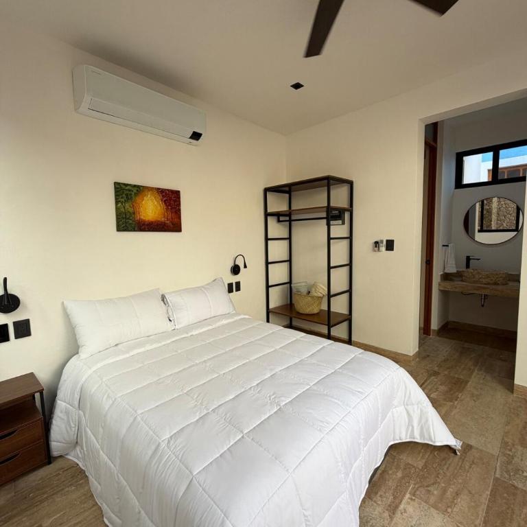 Residencia en Mérida Centro - Three-Bedroom House - 19