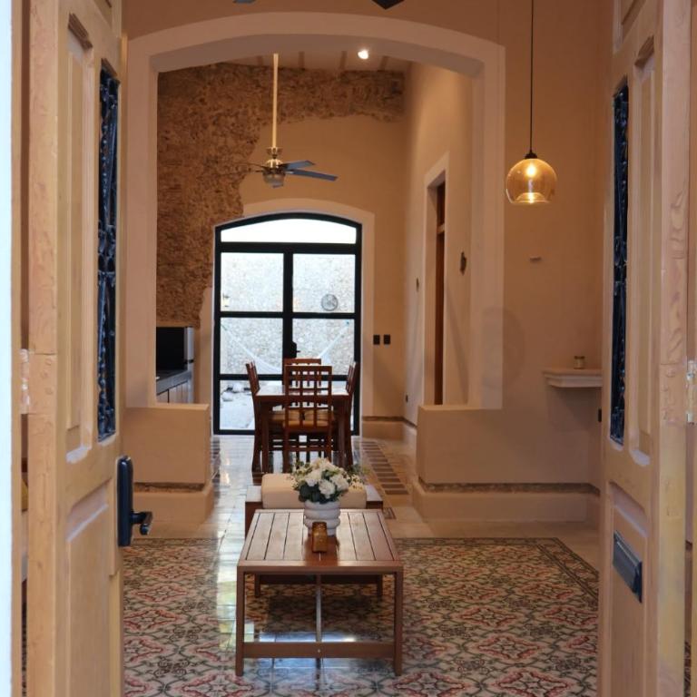 Residencia en Mérida Centro - Three-Bedroom House - 28