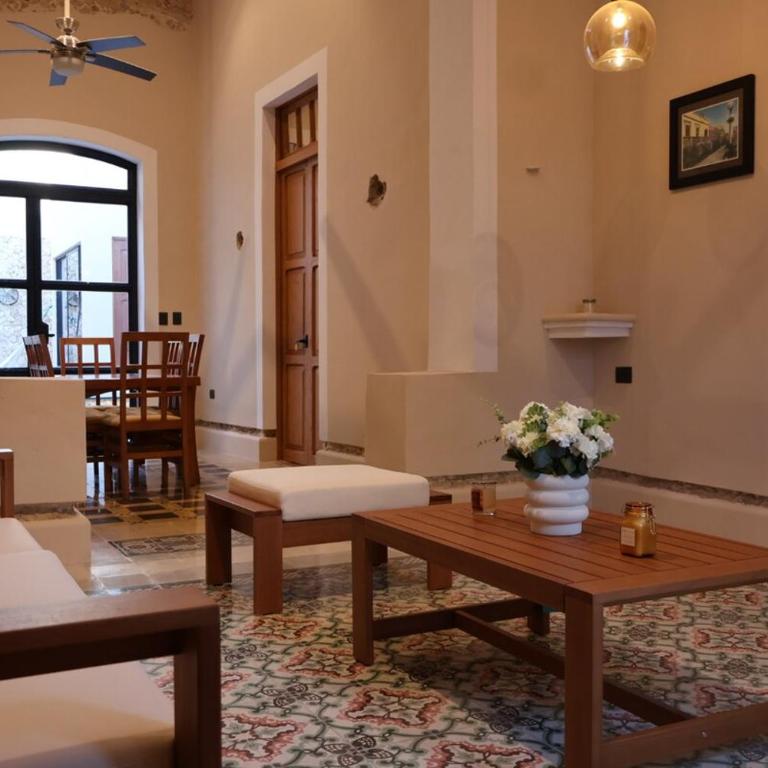 Residencia en Mérida Centro - Three-Bedroom House - 2