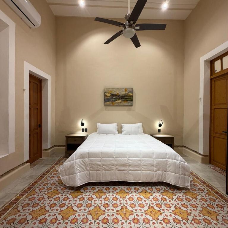Residencia en Mérida Centro - Three-Bedroom House - 35