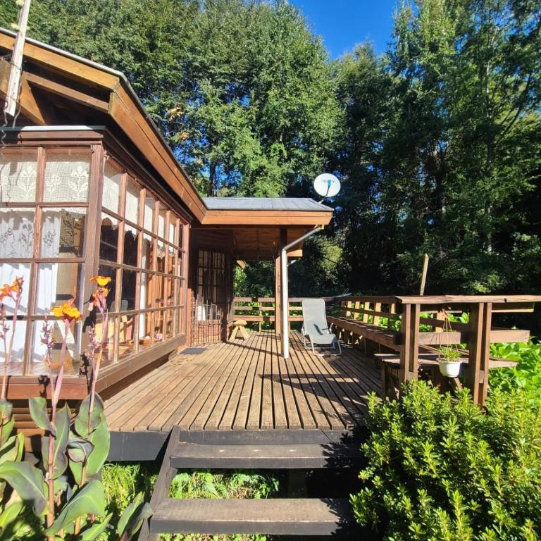 Cabaña Pucura - Orilla de Lago - Three-Bedroom Vacation Home - 2