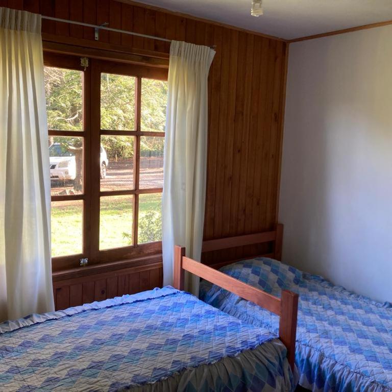 Cabaña Pucura - Orilla de Lago - Three-Bedroom Vacation Home - 11