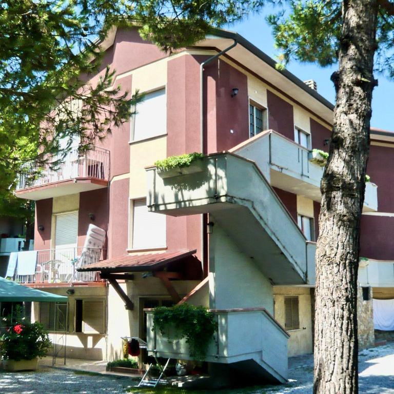 Holiday Home Il Pontile in Marina di Massa, apartments with private outdoor area, just 400 meters from the sea - Appartamento con 2 Camere da Letto - 5