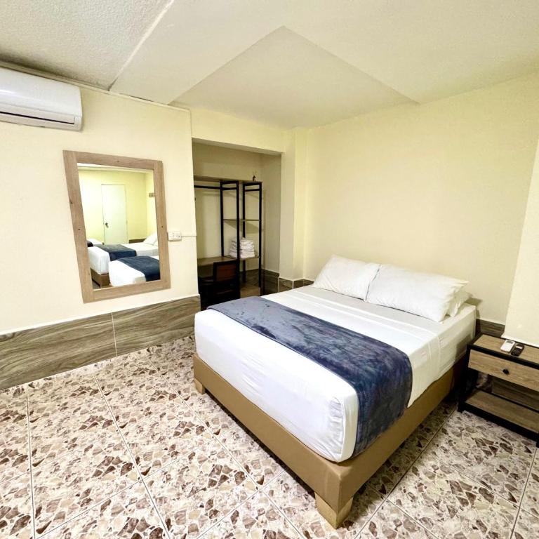 Hotel Estadio 80 - Habitación Triple Básica - 2