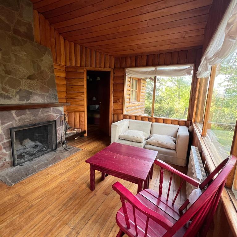 Hosteria Villarino - Two-Bedroom Bungalow - 4